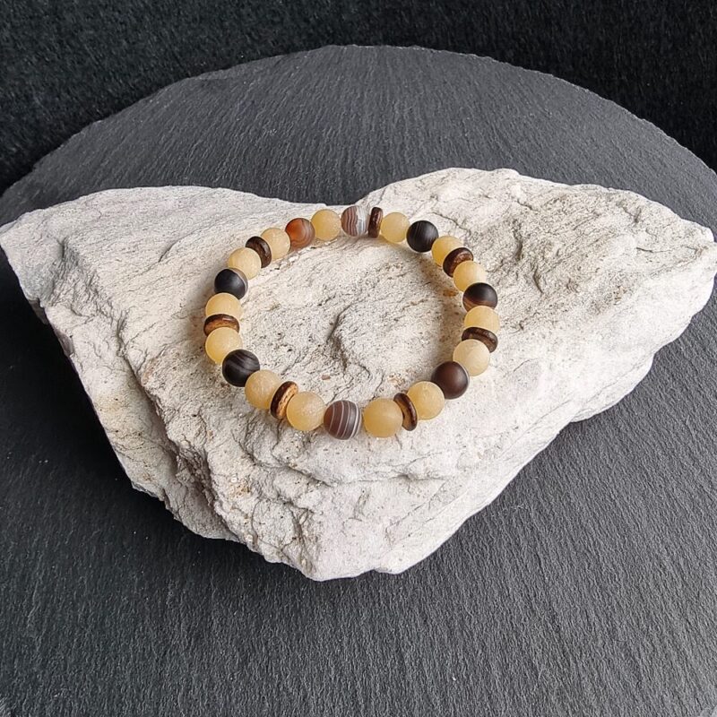 Bracelet Calcite avec Sardonyx et perles de noix de coco mat