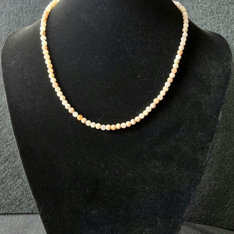 Moonstone necklace with clasp 925